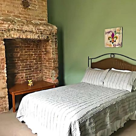 Historic Viavant Cottage - Jazz Fest/Fairgrounds Новый Орлеан Экстерьер фото